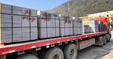 那曲 芝麻灰地铺石出货日常