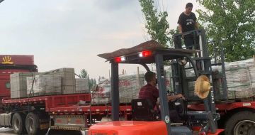 那曲 黄金麻冰裂纹，地铺石装车