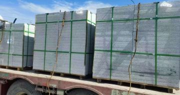 那曲 芝麻白花岗岩地铺石装车日常