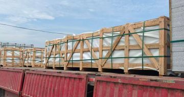 那曲 芝麻白花岗岩地铺石出口专车-泰国游