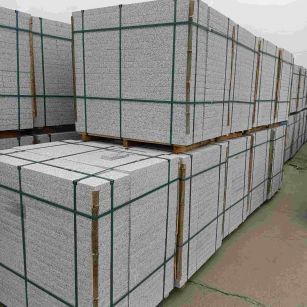 那曲 白麻花岗岩石材荔枝面地铺石（300*600*50）