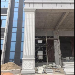 那曲 芝麻白光面花岗岩门楼大柱（罗马柱）配雕花底座