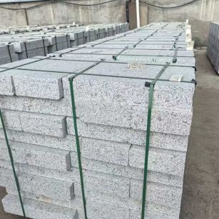 那曲 白麻花岗岩路沿石，弧形路沿石，道牙石，马路牙子，界石，路缘石，平沿石，直岩石，平缘石等