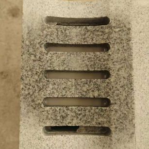 那曲 芝麻白拉丝面花岗岩U型开槽排水槽