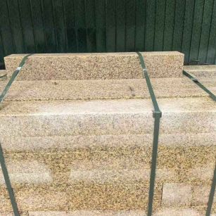 那曲 黄金麻花岗岩石材机切面栏杆料半成品