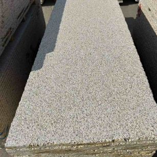 那曲 黄金麻花岗岩荔枝面毛板，半成品