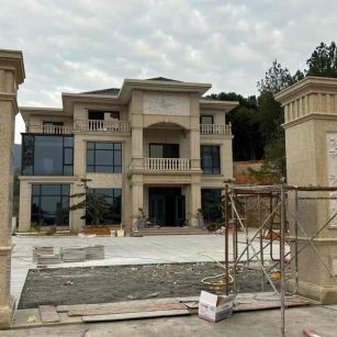 那曲 黄金麻花岗岩别墅雕花外墙干挂配上门口雕花罗马柱