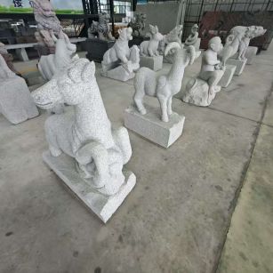 那曲 芝麻白花岗岩造型立体雕刻——十二生肖