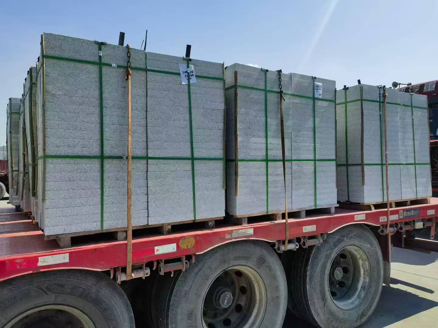 那曲芝麻白花岗岩出货日常地铺石