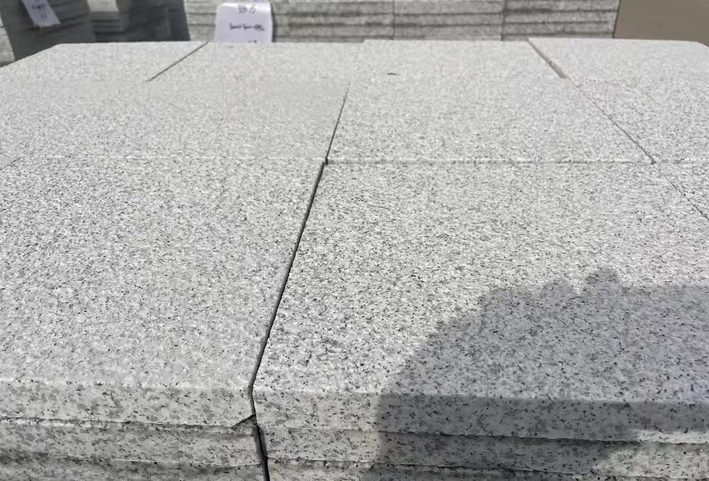 那曲 白麻花岗岩石材推荐 荔枝面地铺石