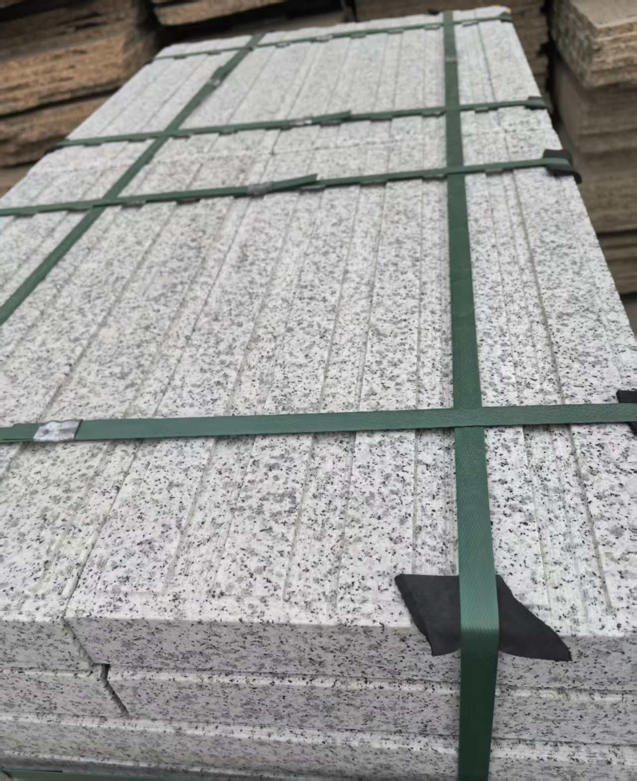 那曲 白麻花岗岩直行盲道石，盲条，地铺石