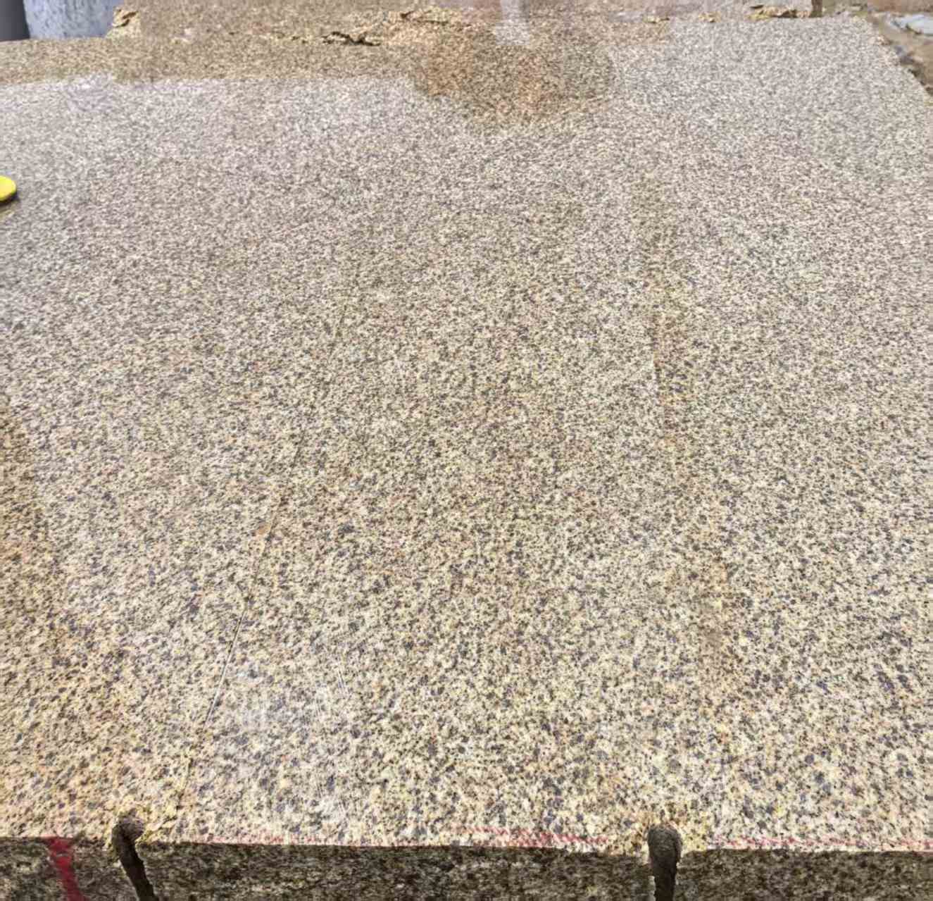 那曲 黄金麻花岗岩石材方料