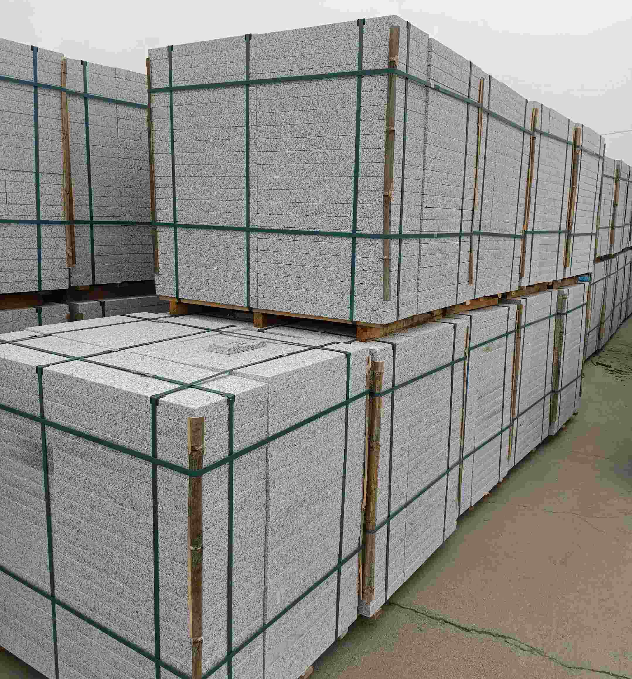 那曲 白麻花岗岩石材荔枝面地铺石（300*600*50）