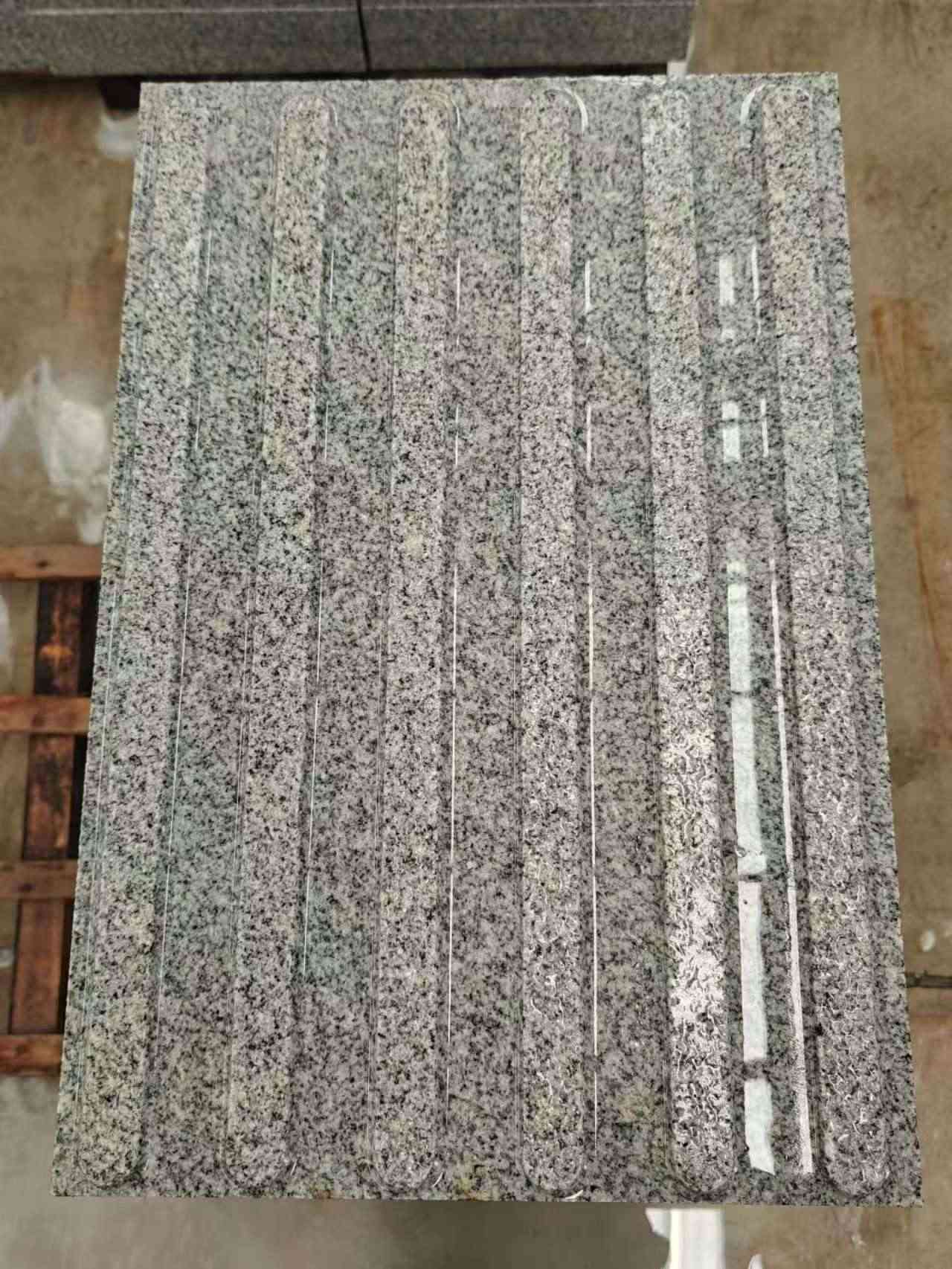 那曲 芝麻白花岗岩荔枝面雕刻盲道，盲条