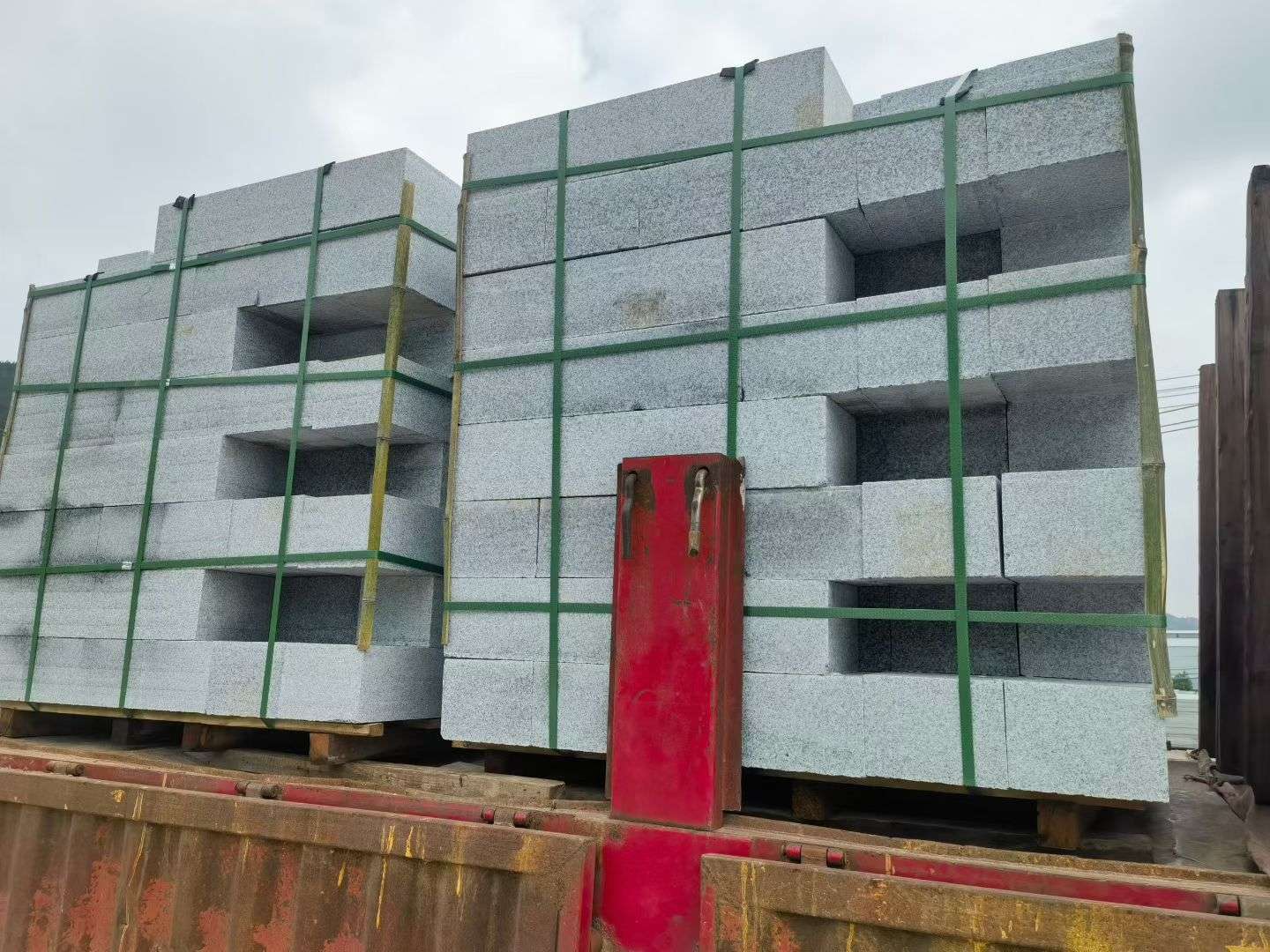 那曲 芝麻白花岗岩路沿石，平石，路侧石，马路牙子，路缘石，立缘石，平缘石等