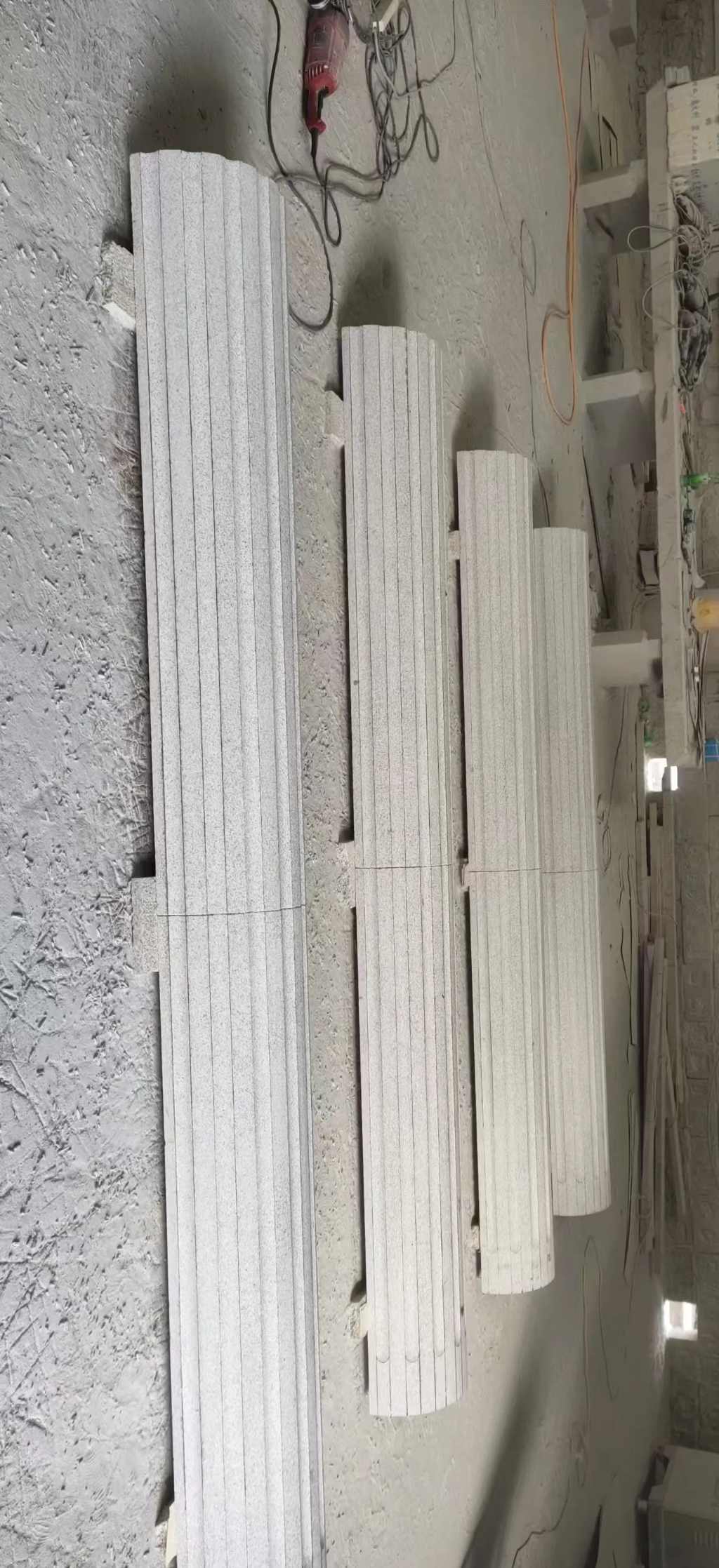 那曲 花岗岩厂家带你看白麻花岗岩门楼大柱柱皮